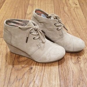 TOMS Desert Suede Wedge Booties